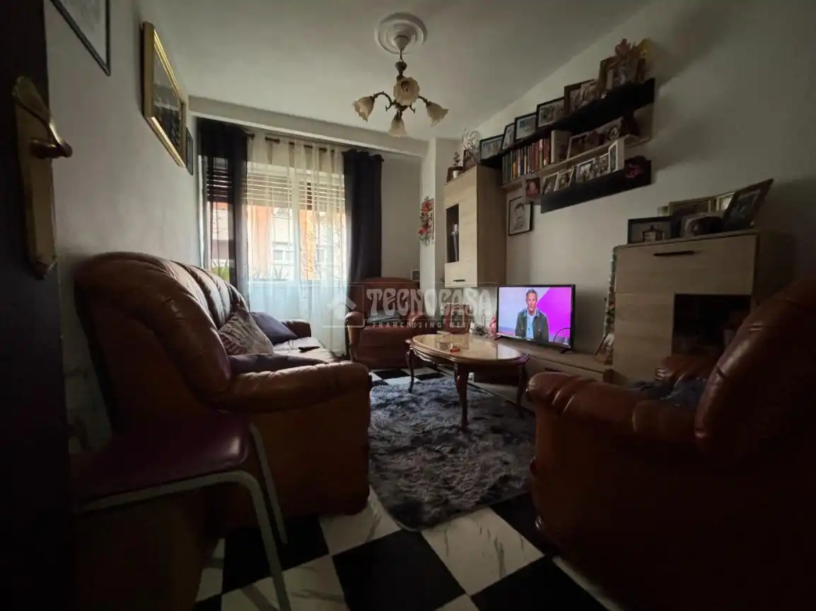 Piso en venta en Pumarín