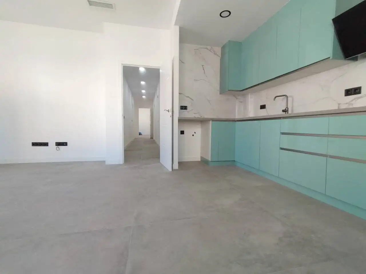 Cocina de Piso en venta en Terrassa con Aire acondicionado y Balcón