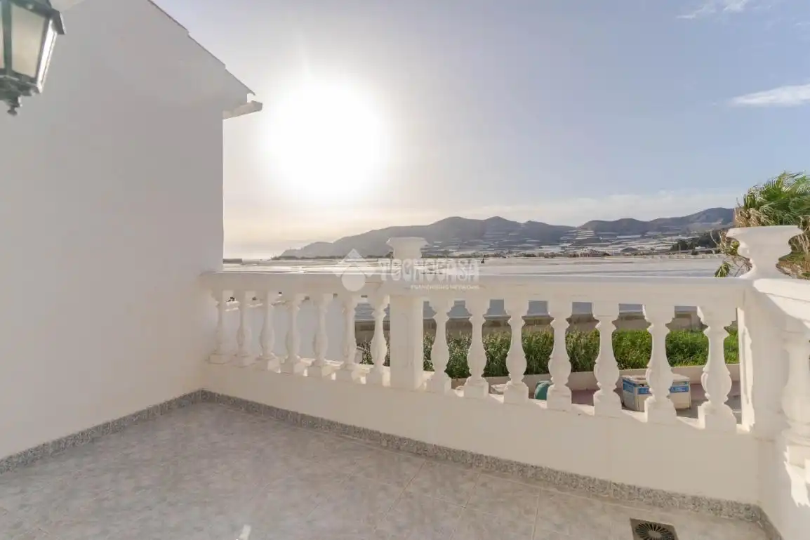 Terraza de Casa adosada en venta en Motril con Terraza, Trastero y Balcón