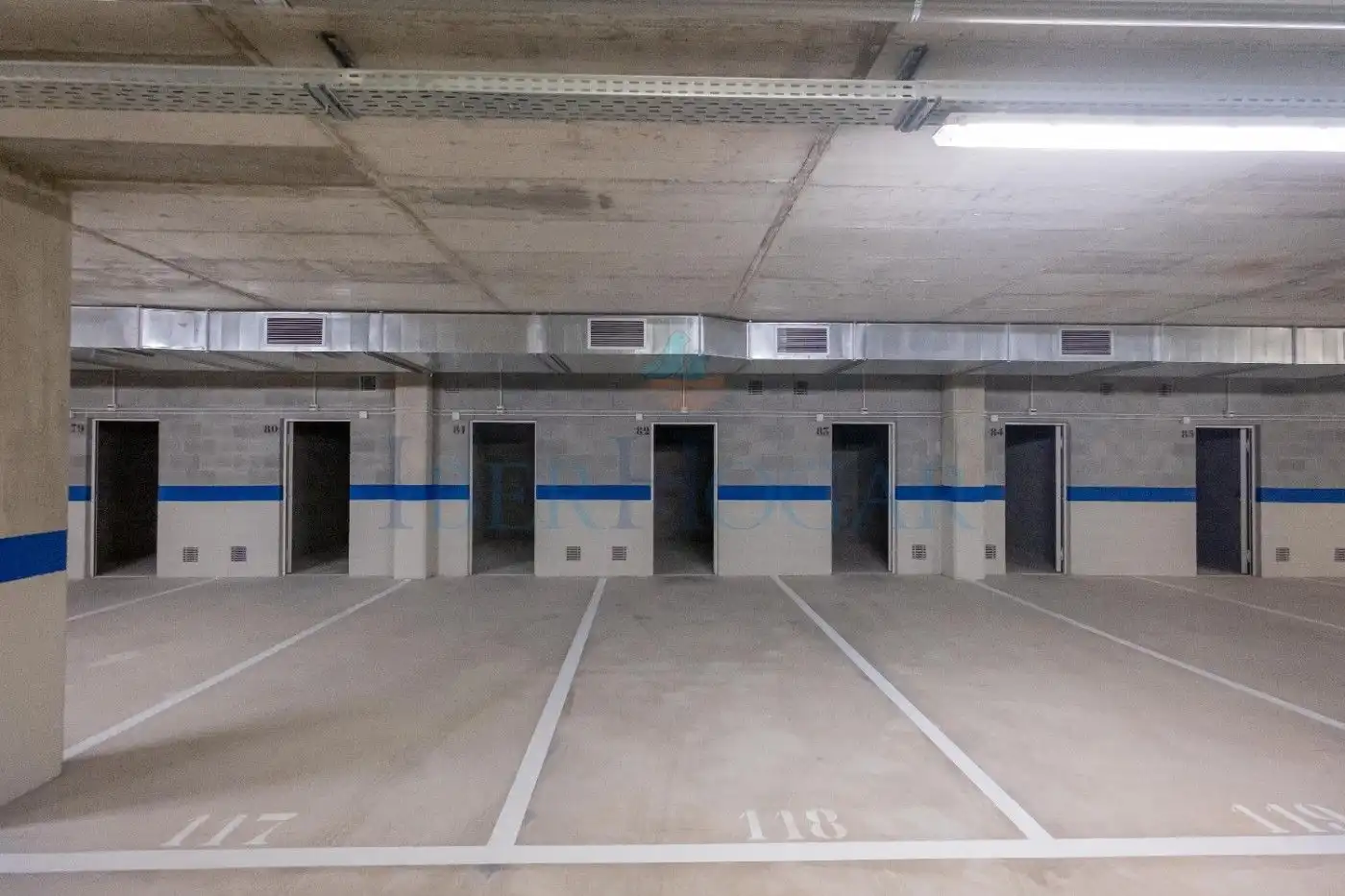 Parkplatz von Garage zur Miete in Cornellà de Llobregat