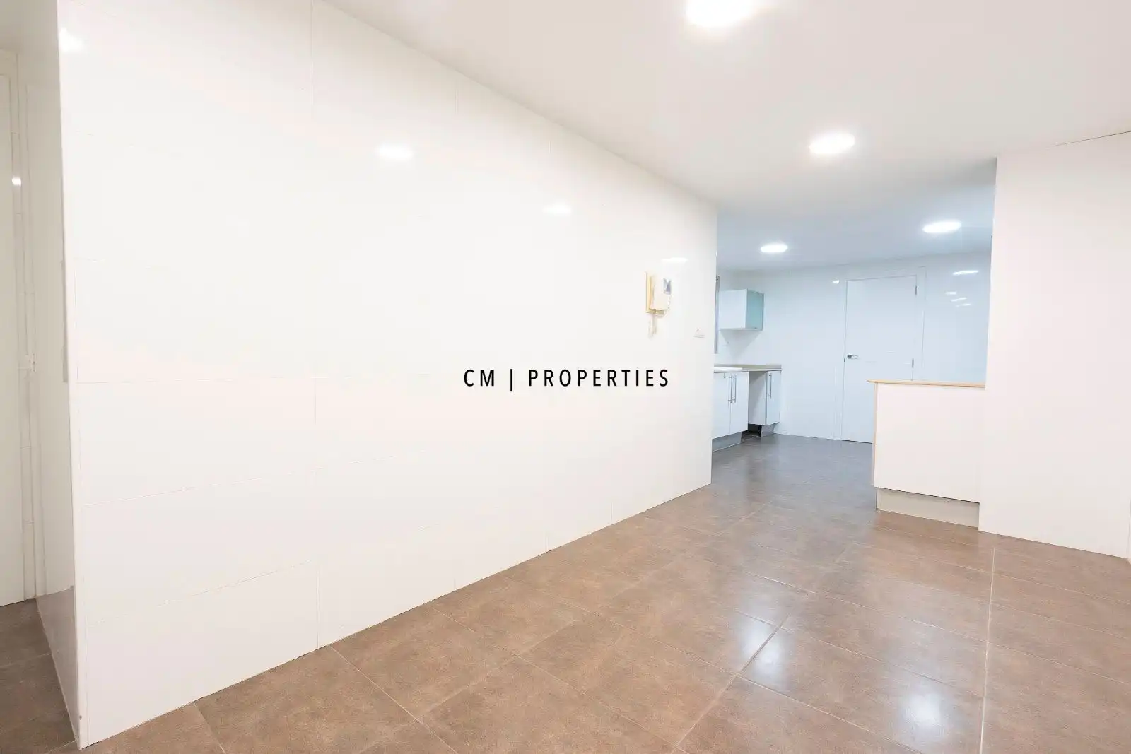 Flat for sale in Valencia  with Air Conditioner, Heating and Parquet flooring