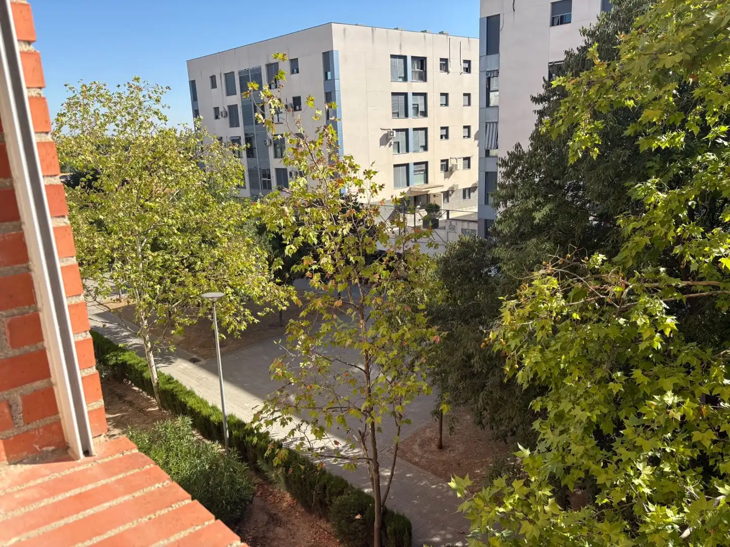 Außenansicht von Wohnung zum Verkauf in Aranjuez mit Klimaanlage und Heizung