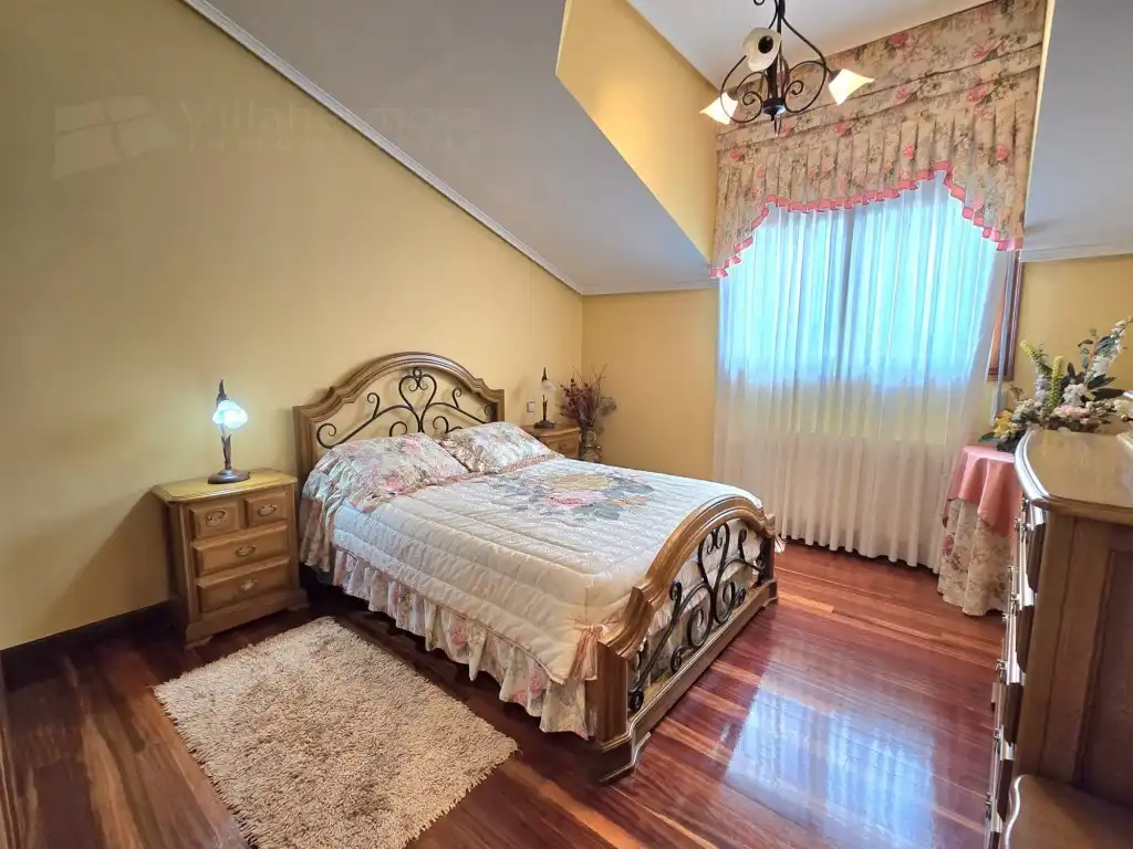 Dormitori de Casa o xalet en venda en Villarcayo de Merindad de Castilla la Vieja