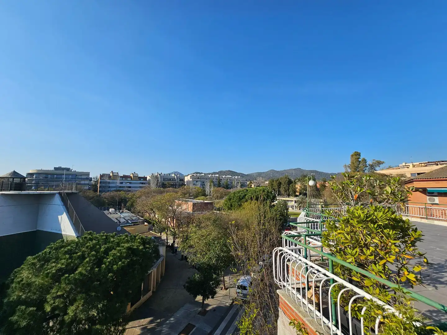 Exterior view of Attic for sale in Sant Just Desvern  with Air Conditioner, Heating and Terrace