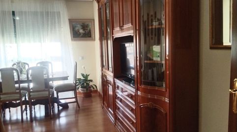 Foto 2 de Piso de alquiler en Paseo Conde de Barcelona, Maria Auxiliadora - Barriada de Llera, Badajoz Capital