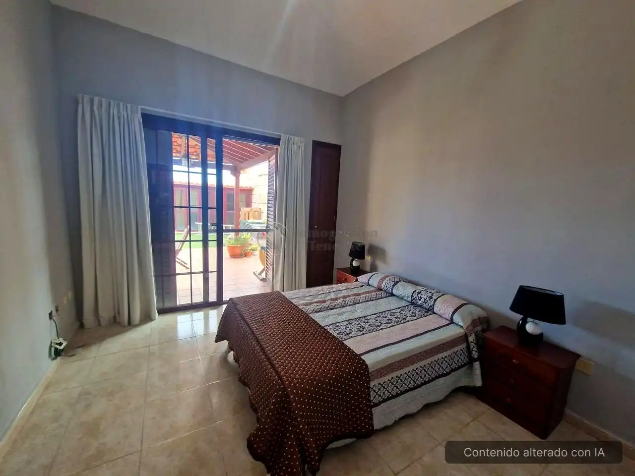 Habitación de Casa o chalet en venta en Arona con Terraza, Piscina y Amueblado