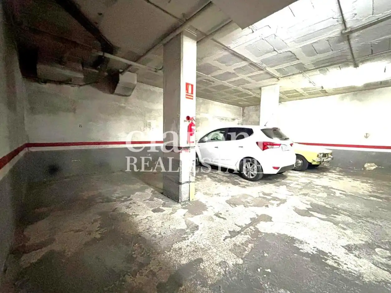 Parcheggio in vendita a calle Gran de Sant Andreu, imagen 2