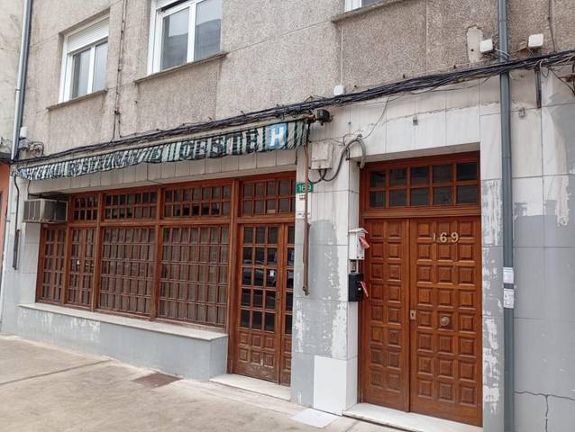 Edificio en Venta en  del Progreso, 171 en A Rúa