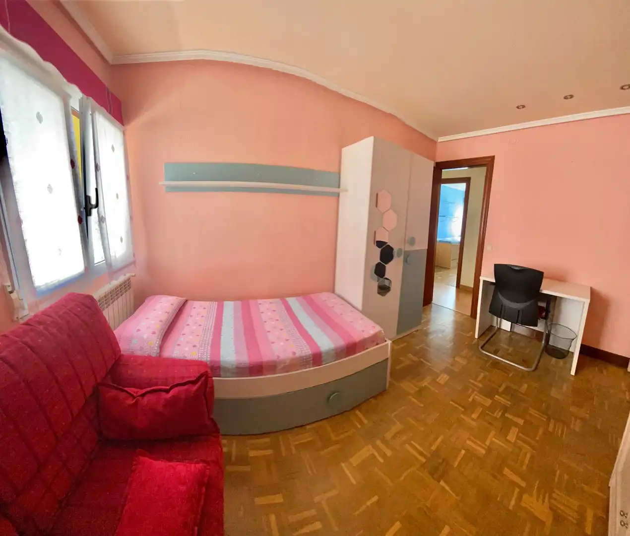 Flat for sale in Zapatari Kalea, imagen 3