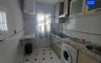 Cuina de Pis en venda en  Madrid Capital amb Calefacció, Parquet i Alarma