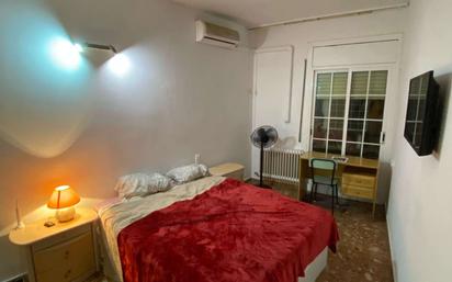 Bedroom of Flat to share in Badalona  with Air Conditioner, Heating and Terrace