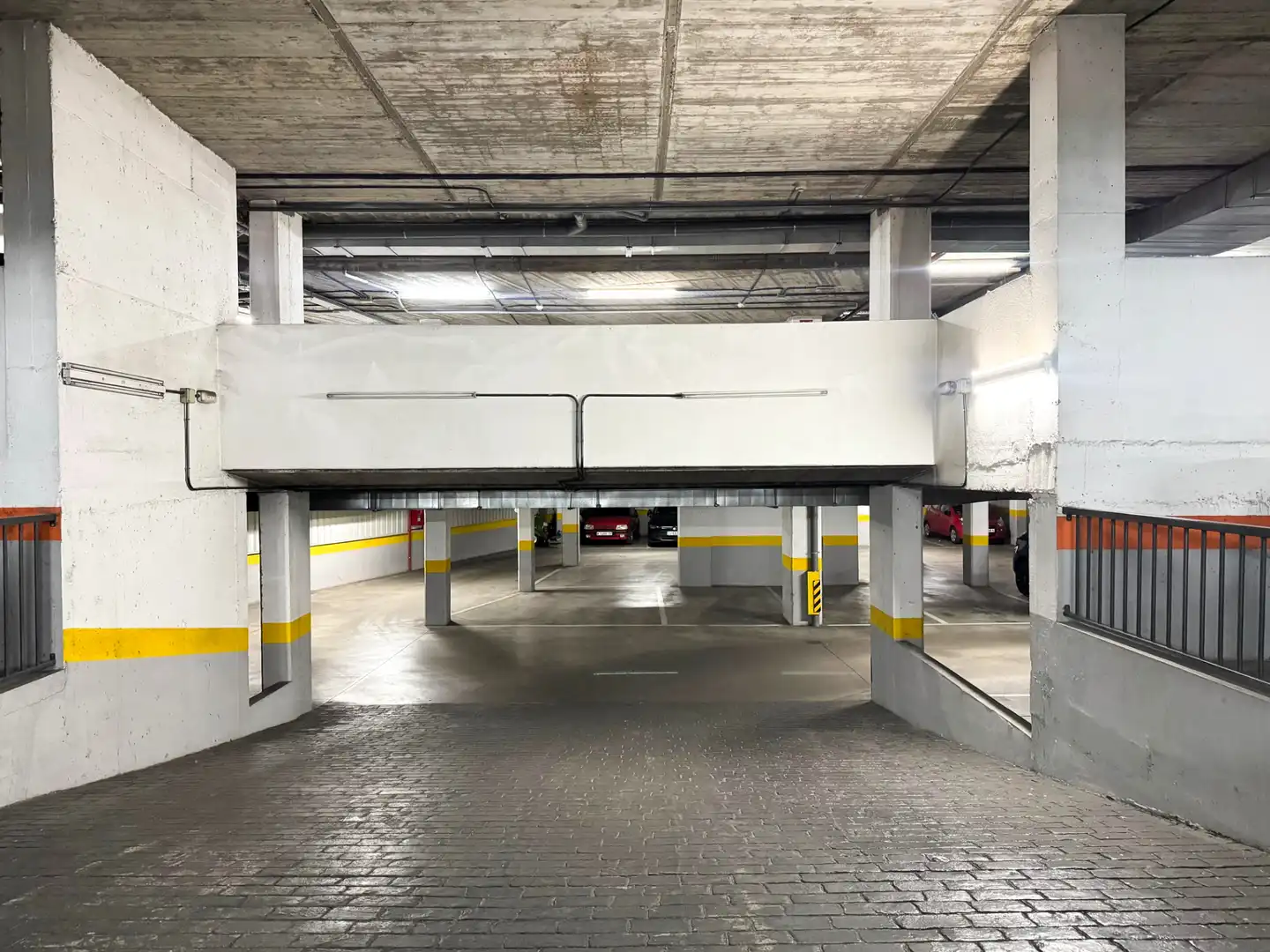 Einzelparkplatz mit Aufzug zum Verkauf in Calle de Ponzano 42, imagen 7