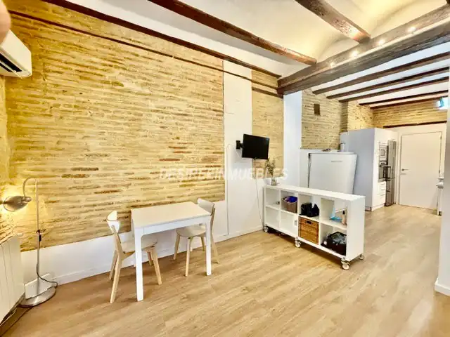 Vista exterior de Piso de alquiler en Valencia con Aire acondicionado, Calefacción y Parquet