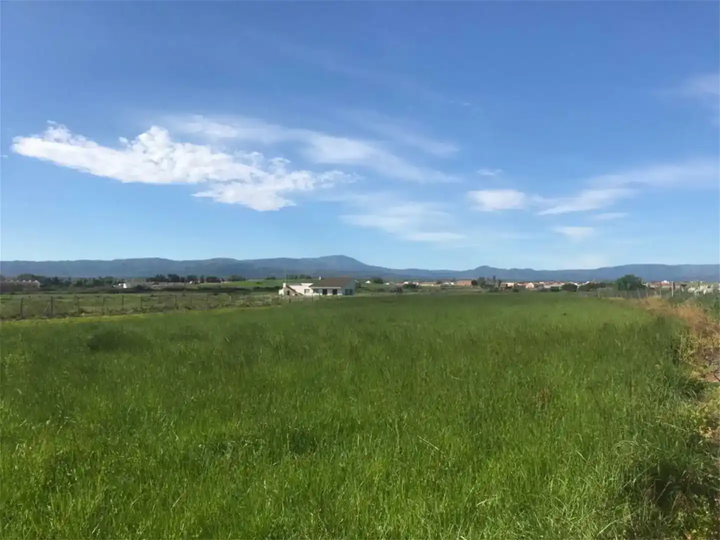 Land for sale in Moraleja