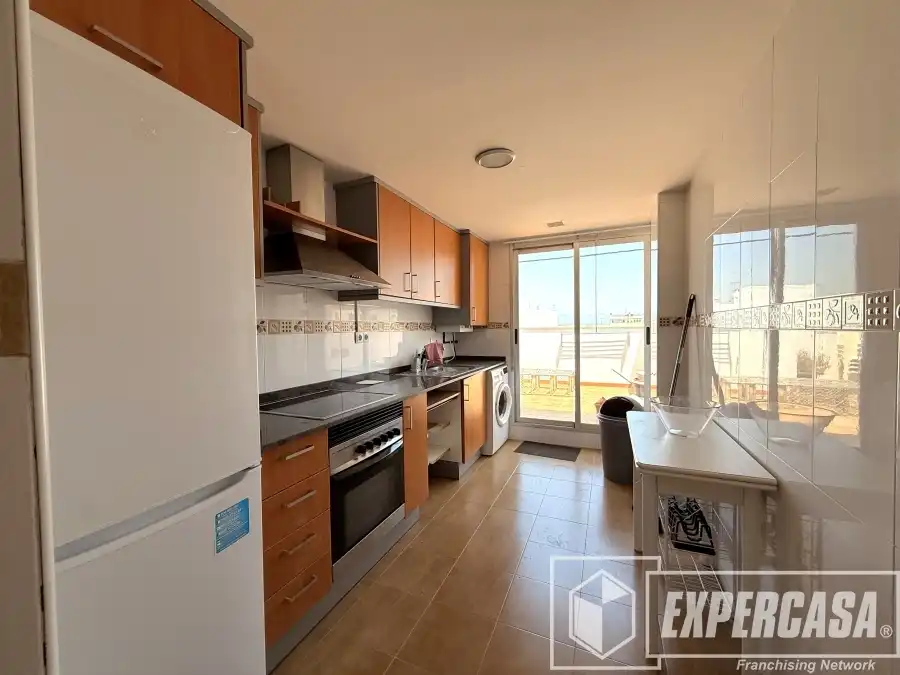 Cocina de Dúplex en venta en Riba-roja de Túria con Aire acondicionado, Calefacción y Terraza