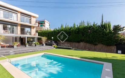 Exterior view of House or chalet for sale in Castelldefels  with Air Conditioner, Heating and Private garden