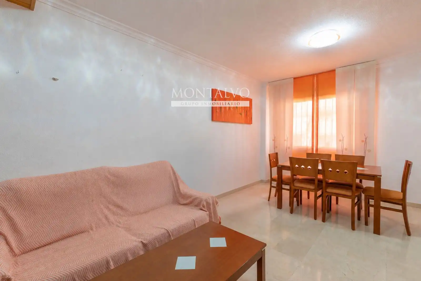 Sala de estar de Casa adosada en venta en Atarfe