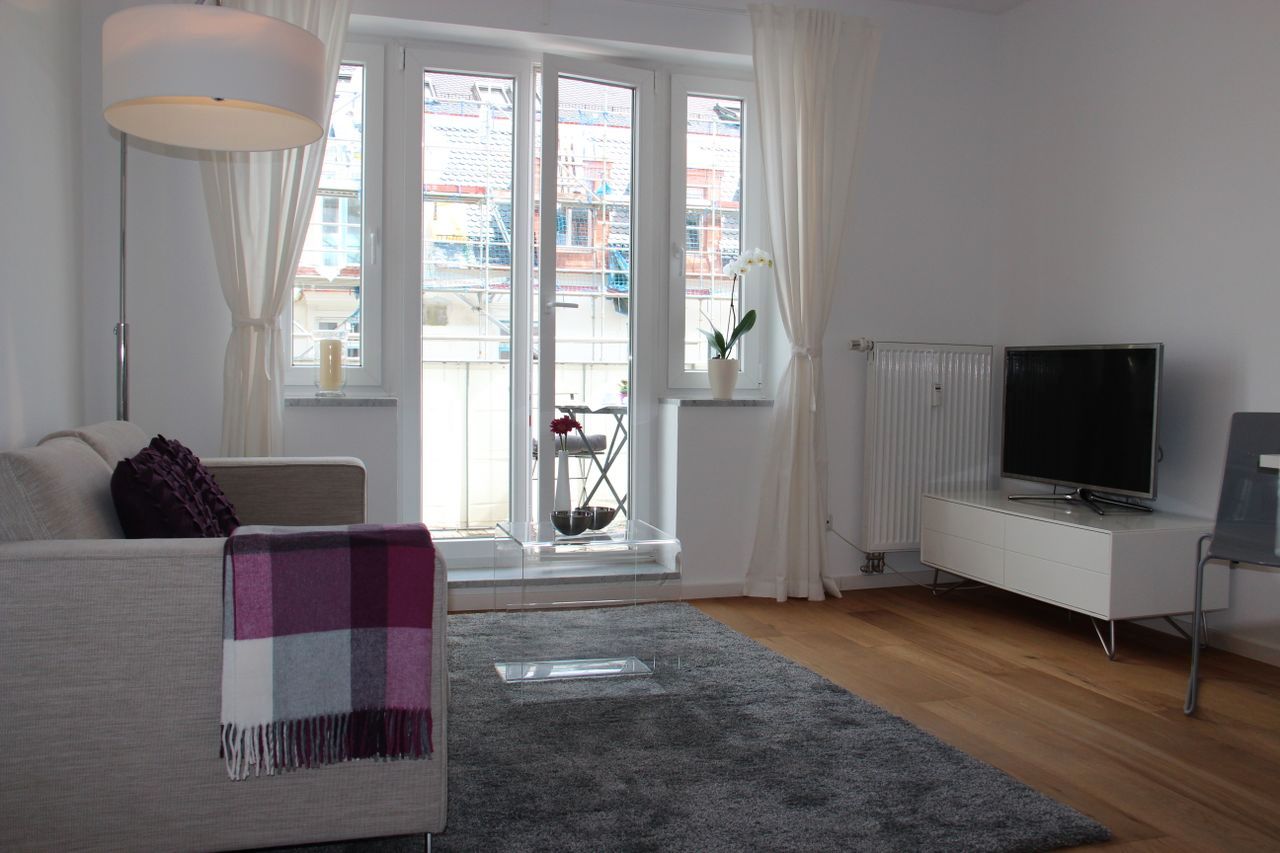 Sala d'estar de Pis de lloguer en  Huelva Capital amb Moblat i Es permeten mascotes