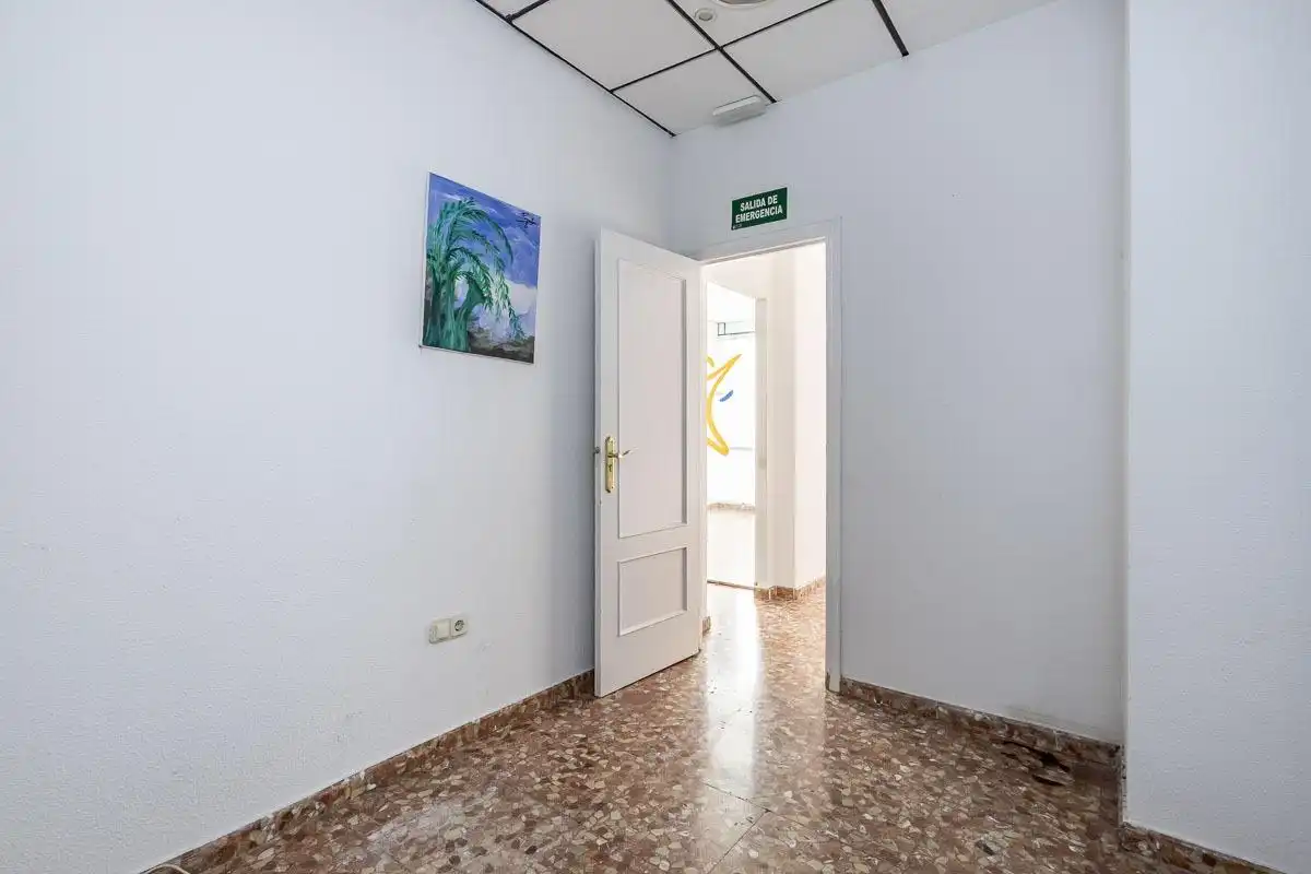 Commercial properties for rent in Granada