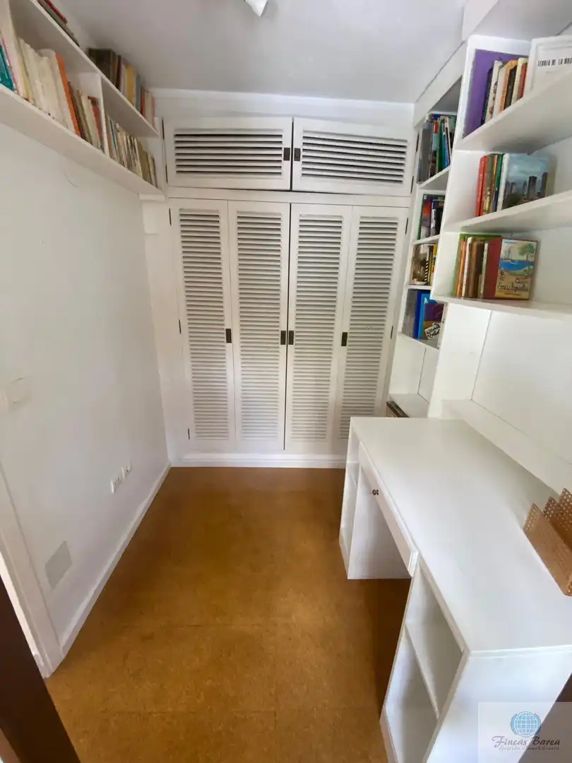 Chalet con piscina en venta en Castillo Sohail - Myramar, imagen 29