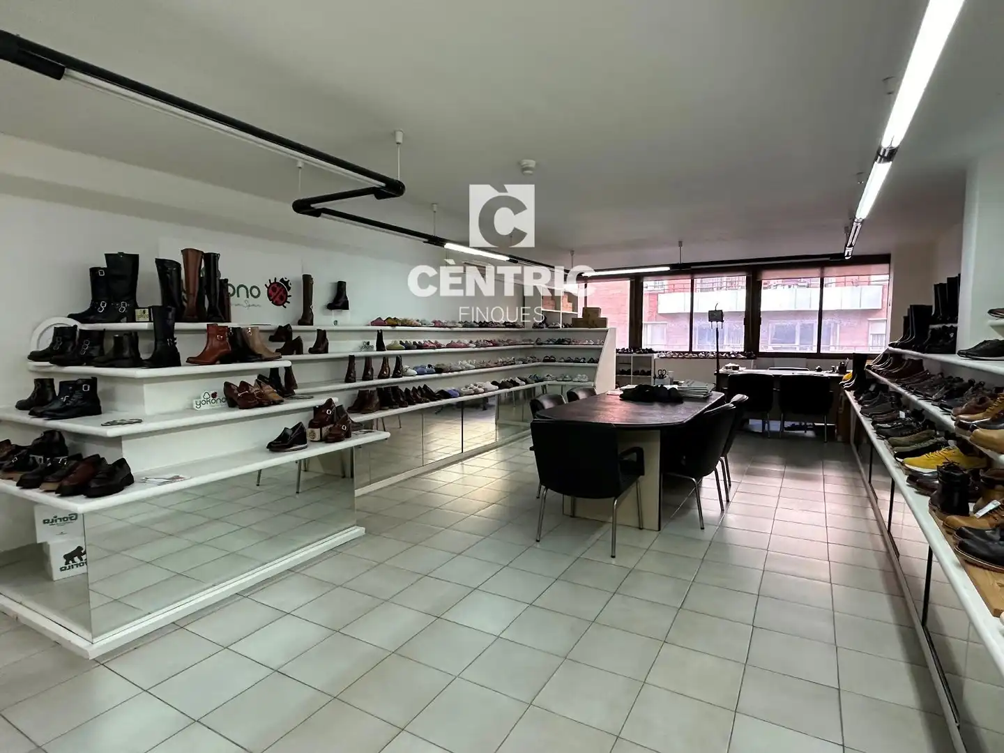 Office space with lift for sale in Calabria, imagen 4