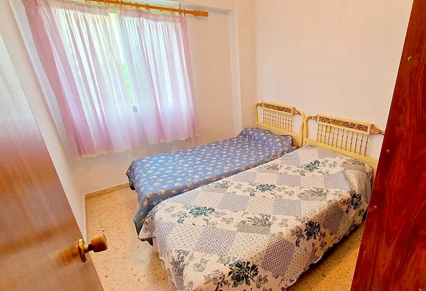 Apartamento de alquiler en De La Rioja, 125, Playa de Gandia