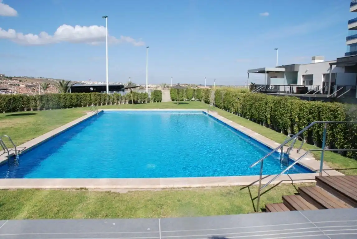 Swimming pool of Apartments for sale in Elche / Elx  with Air Conditioner, Heating and Private garden