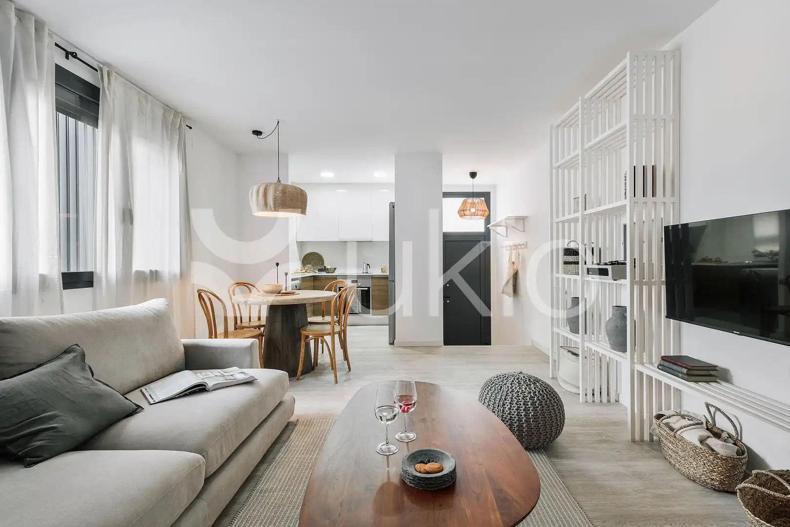 Sala de estar de Apartamento de alquiler en Barcelona con Aire acondicionado, Calefacción y Amueblado