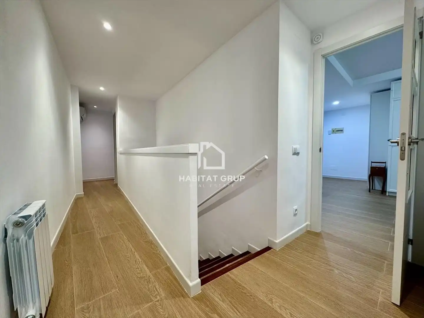 Flat for sale in Girona  with Air Conditioner, Heating and Private garden