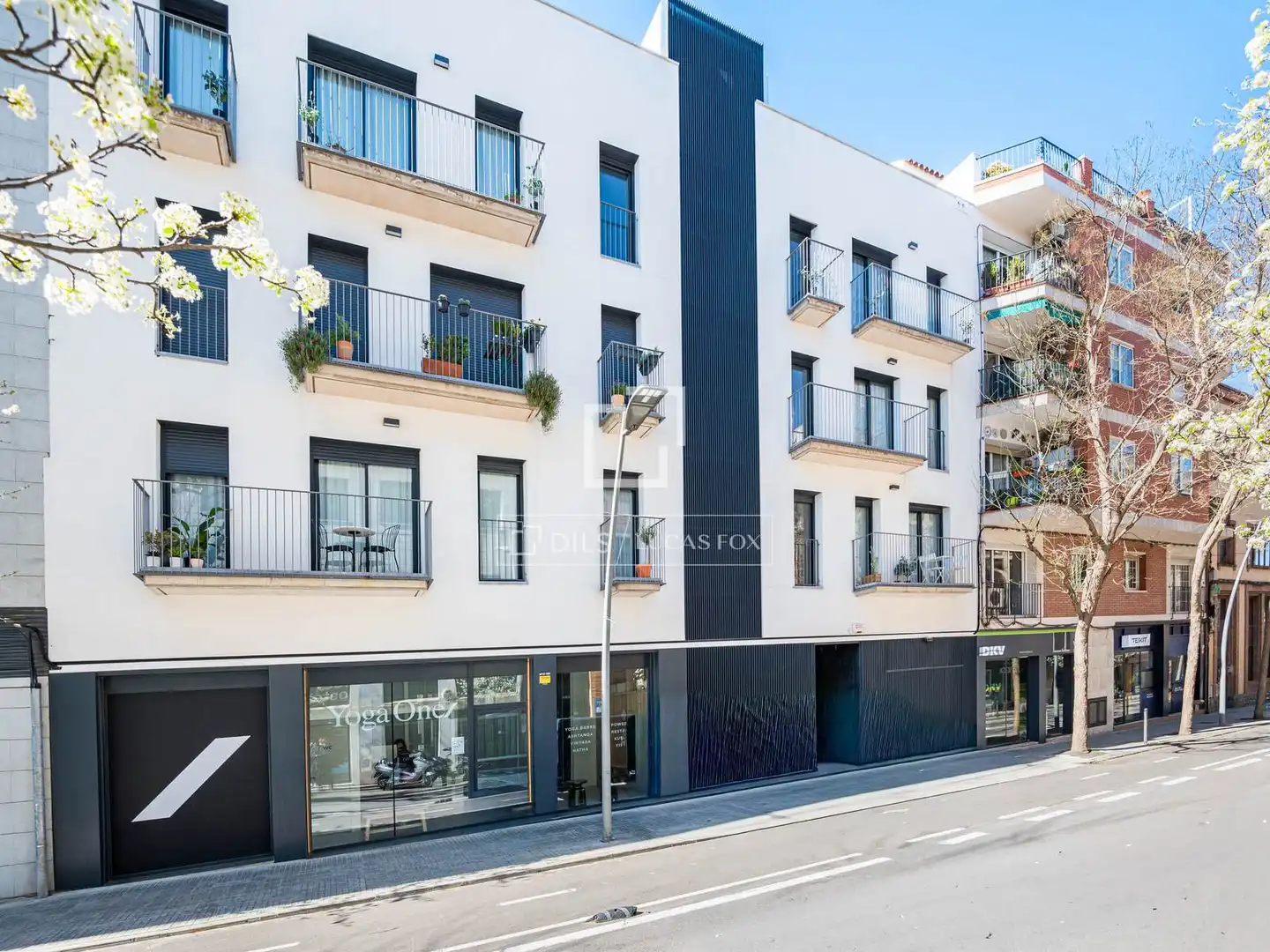 Außenansicht von Wohnung zum Verkauf in Sant Cugat del Vallès mit Klimaanlage, Heizung und Terrasse