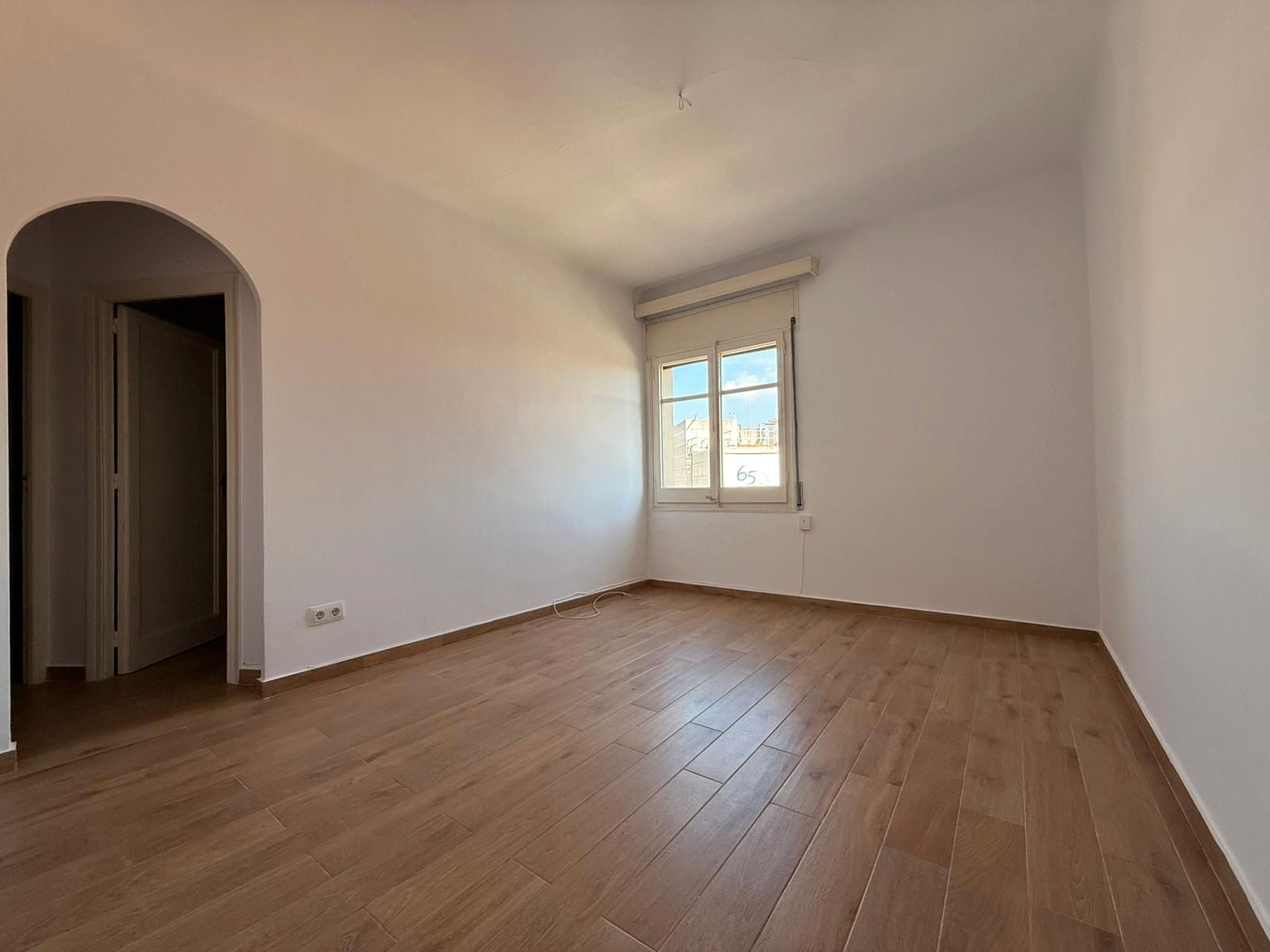 Bedroom of Flat for sale in  Barcelona Capital  with Parquet flooring, Terrace and Oven
