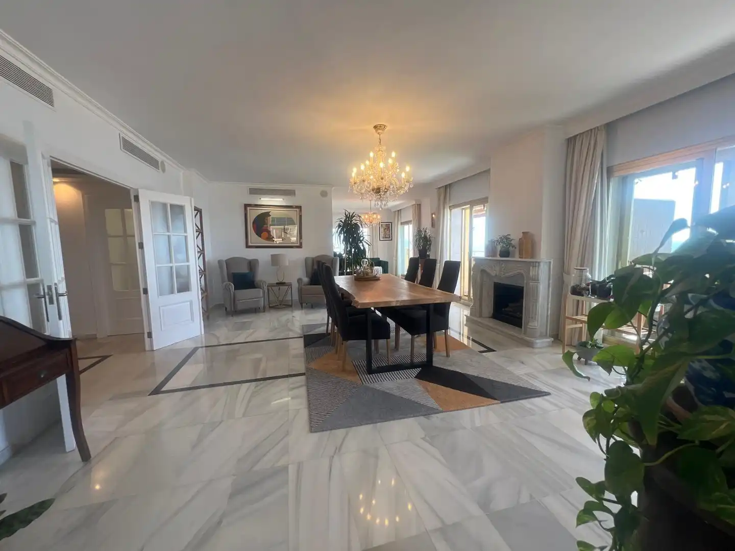 Menjador de Apartament en venda en Fuengirola amb Aire condicionat, Calefacció i Terrassa
