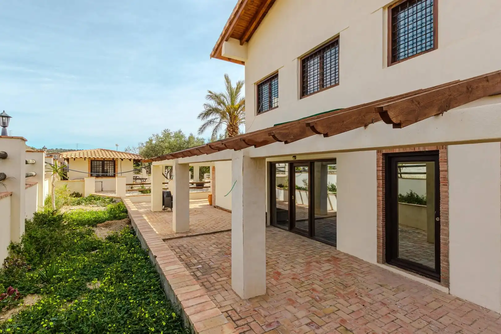 Vista exterior de Finca rústica en venta en Aigües con Calefacción, Jardín privado y Terraza