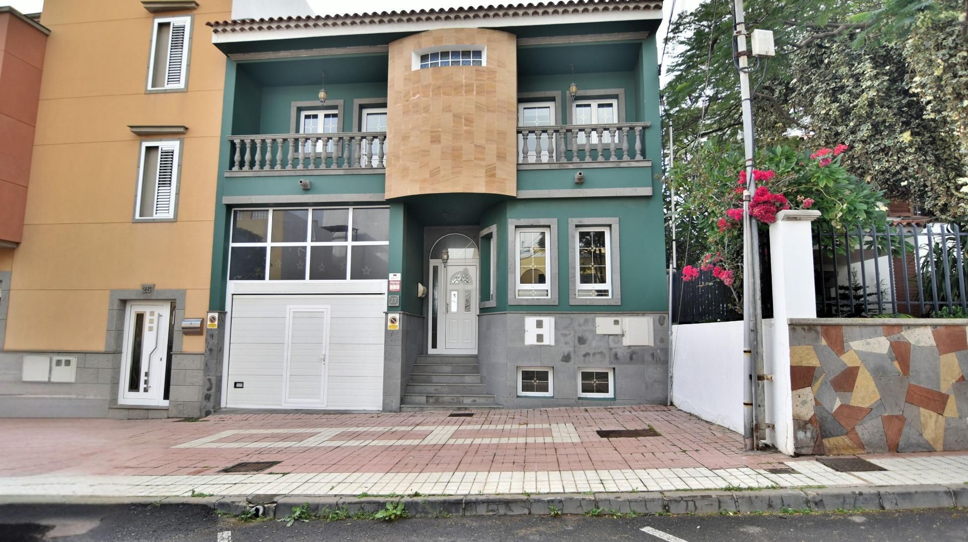 Exterior view of Single-family semi-detached for sale in Ingenio  with Air Conditioner, Terrace and Balcony