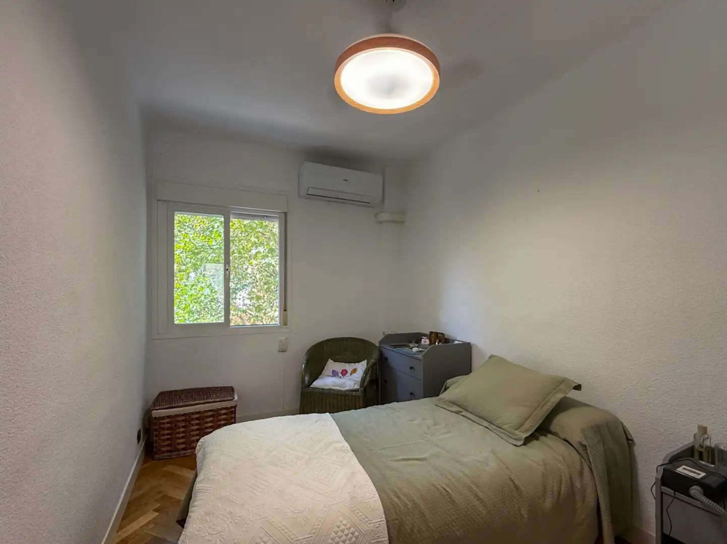 Bedroom of Flat for sale in Madrid  with Air Conditioner, Heating and Terrace