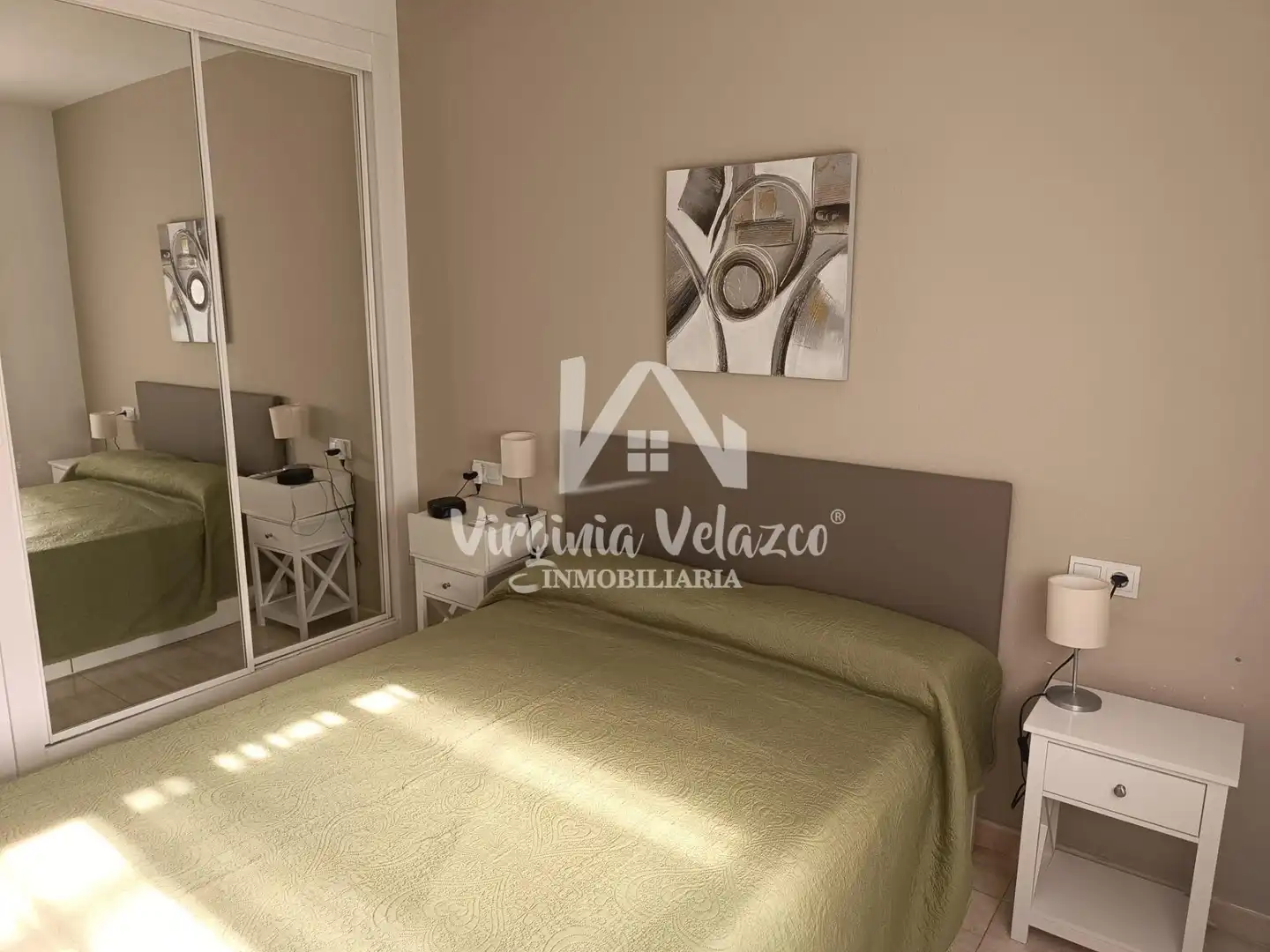 Habitación de Apartamento en venta en Rincón de la Victoria con Terraza y Trastero