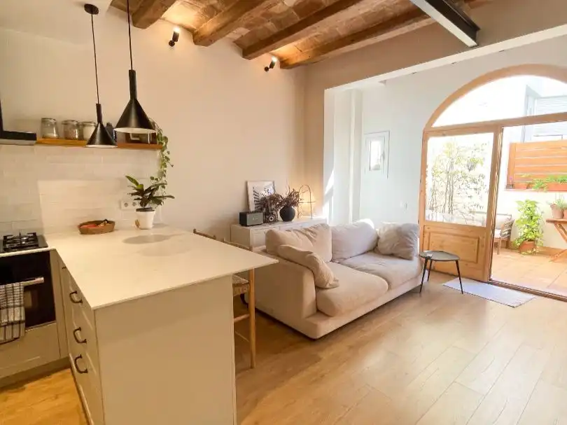 Flat for rent in Carrer de Premià, 32, Sants