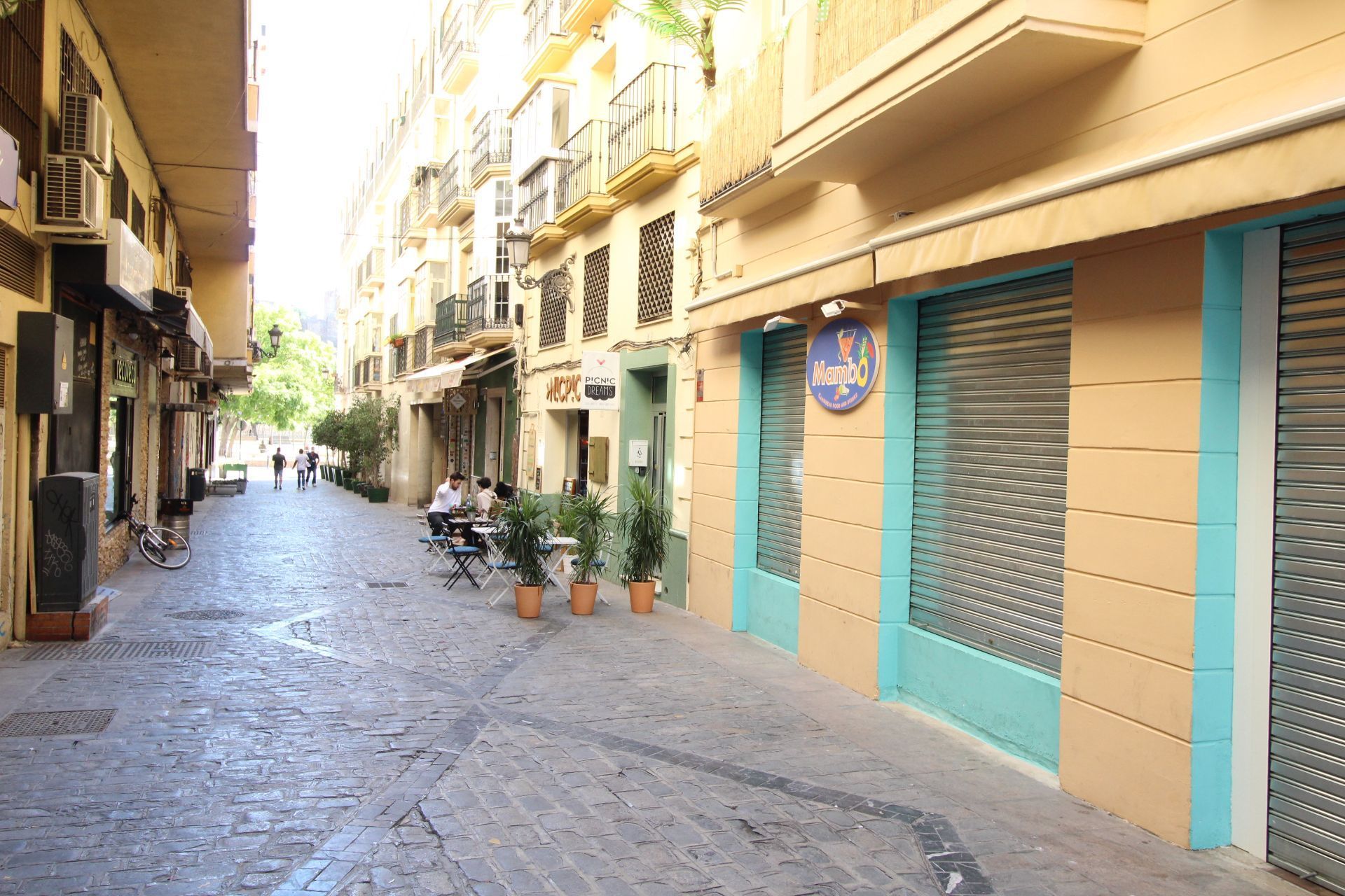 Vista exterior de Local en venda en Málaga Capital amb Aire condicionat
