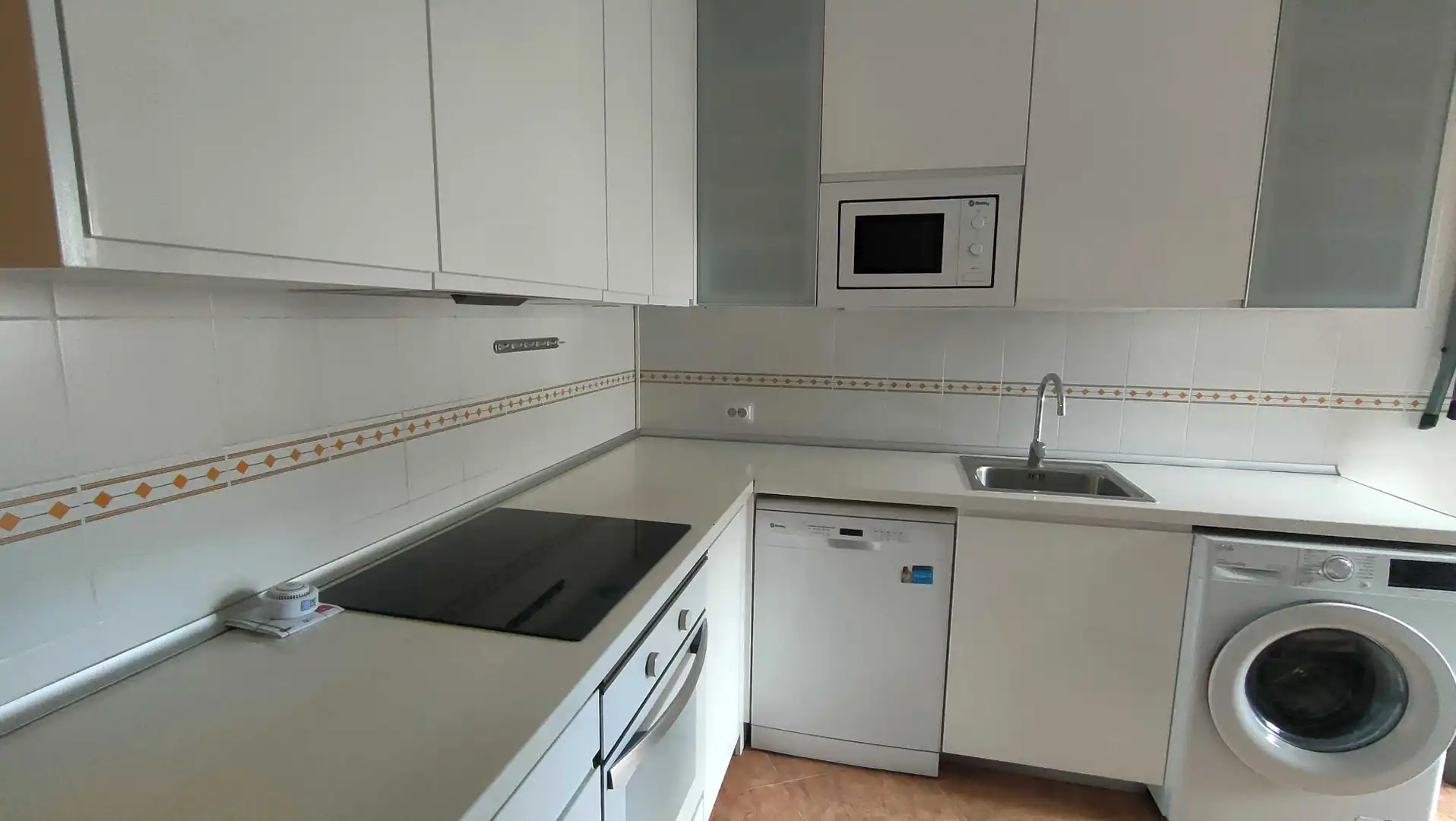 Küche von Wohnung zum Verkauf in Valladolid mit Privatgarten, Abstellraum und Schwimmbad