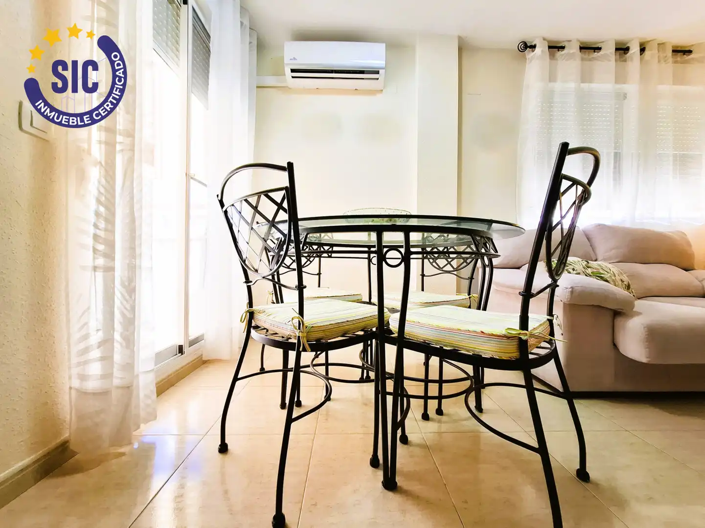 Dining room of Flat for sale in Centro