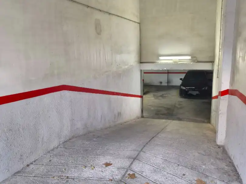 Einzelparkplatz zum Verkauf in Alt Camp 30, imagen 2