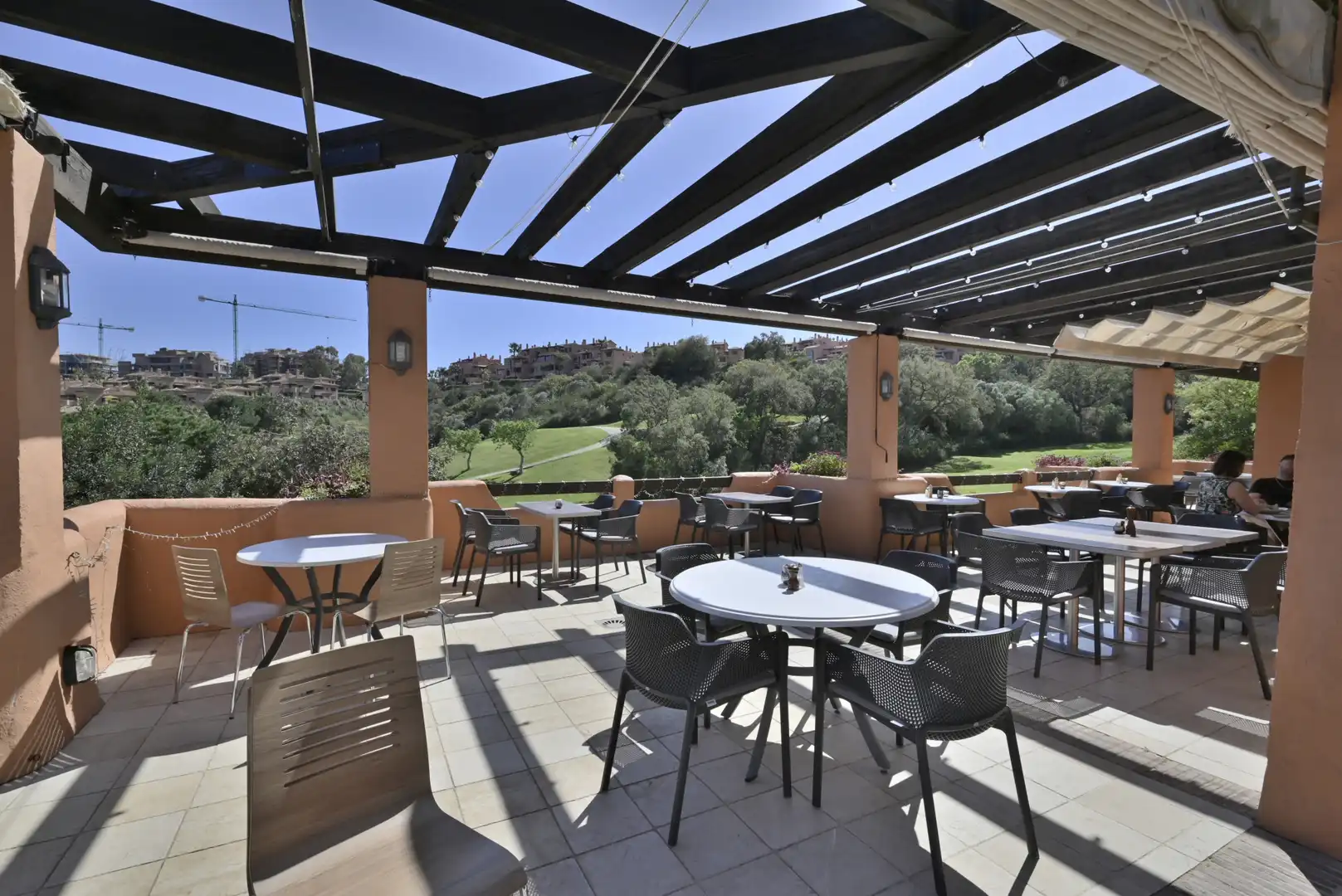 Terraza de Apartamento en venta en Ojén con Aire acondicionado, Jardín privado y Piscina