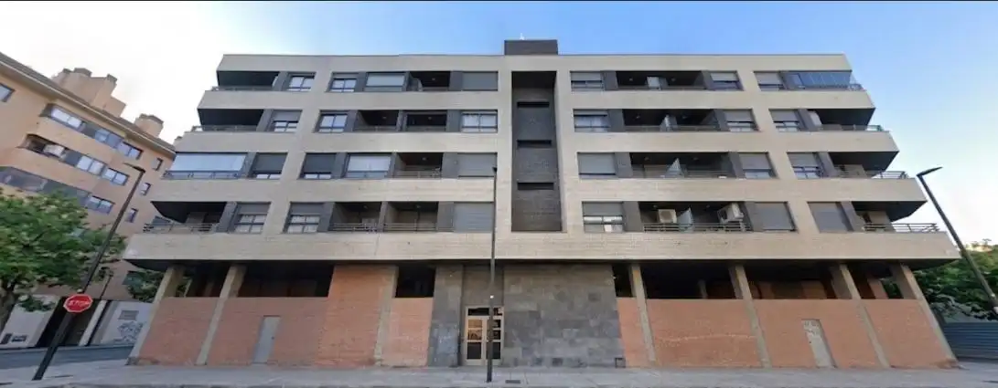 Piso con terraza en venta en Las Fuentes
