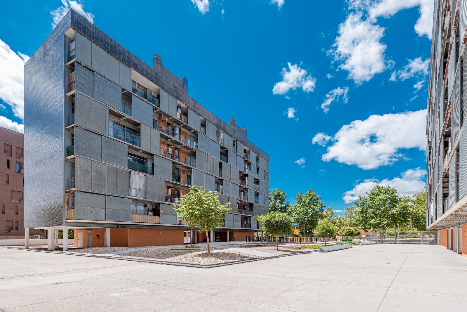 Vista exterior de Pis de lloguer en  Madrid Capital amb Parquet, Terrassa i Traster