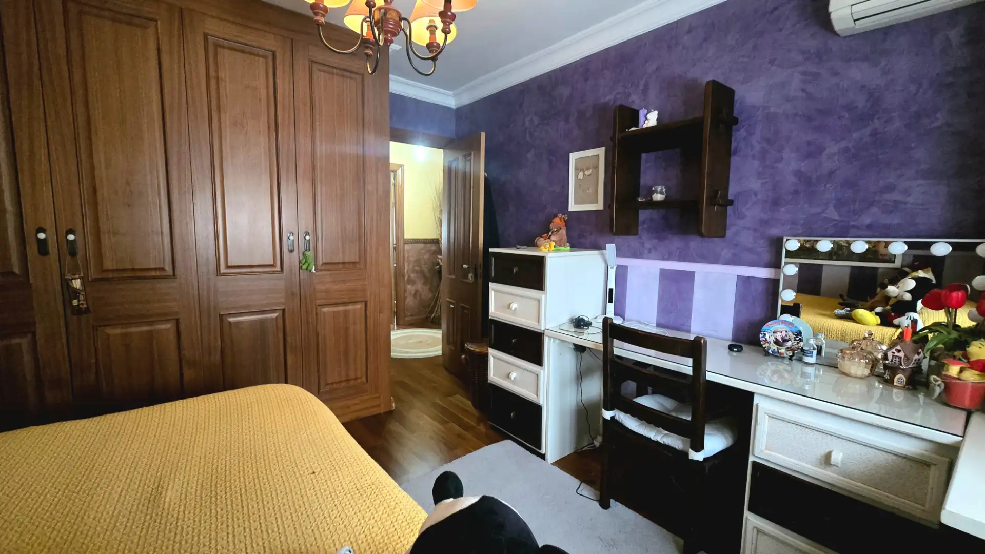 Habitación de Casa adosada en venta en Alcalá de Henares con Aire acondicionado, Calefacción y Jardín privado
