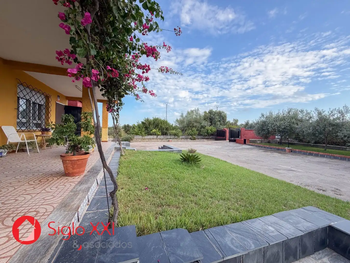 Chalet con piscina en venta en Madrigal, imagen 6