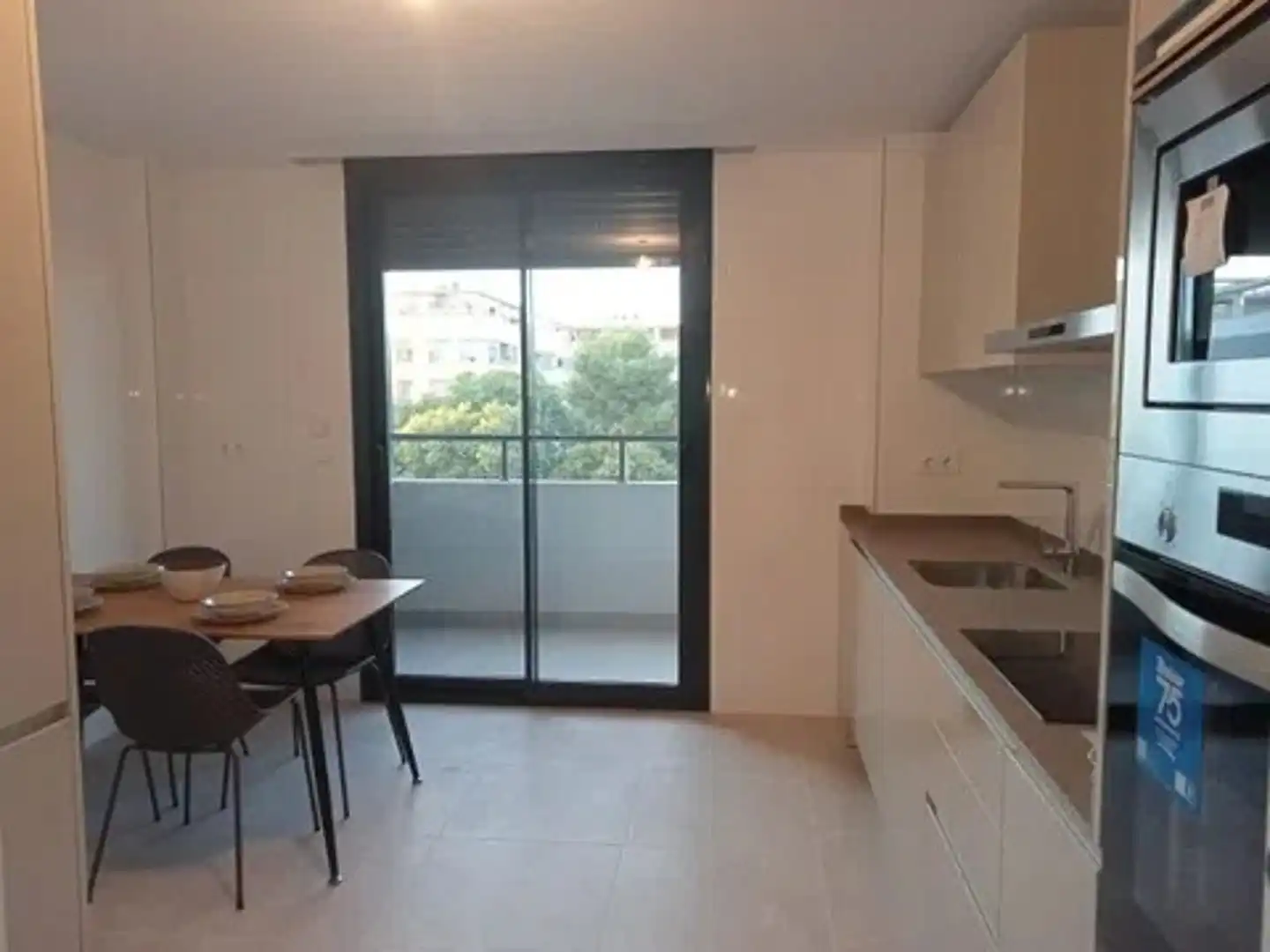 Cocina de Ático en venta en Torrent con Terraza, Trastero y Piscina