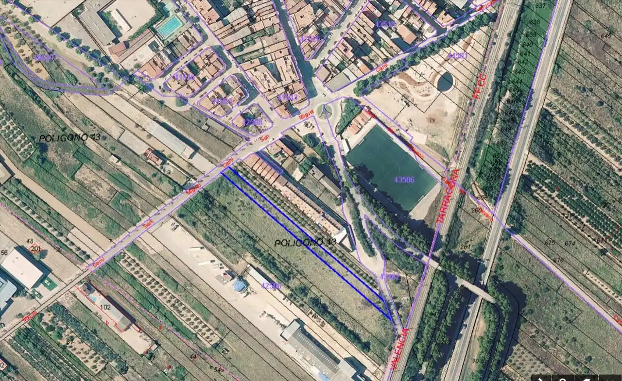 Residential land for sale in Poligono 44, imagen 11