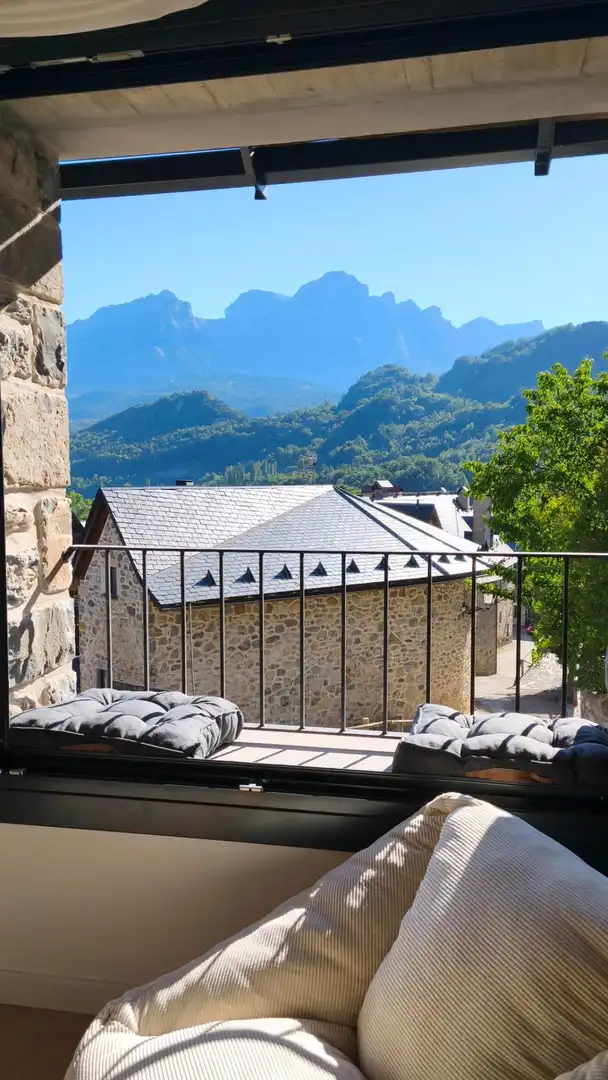 Terrassa de Casa o xalet en venda en Panticosa amb Calefacció, Moblat i Balcó