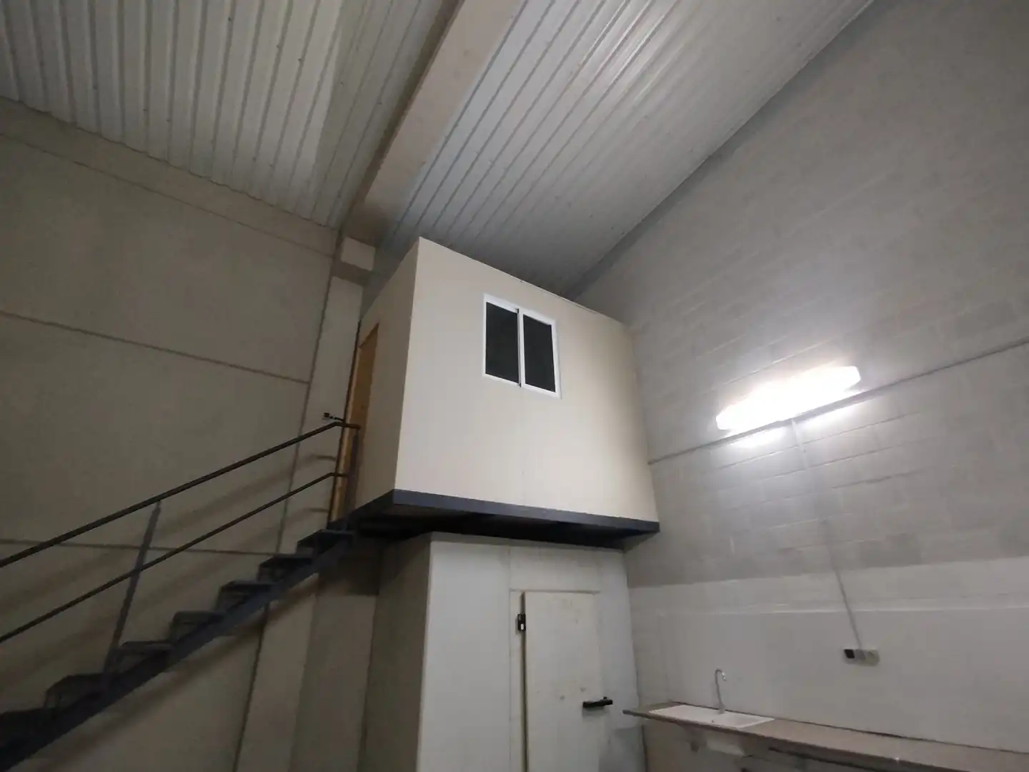 Nave industrial en venta en Laguna de Duero